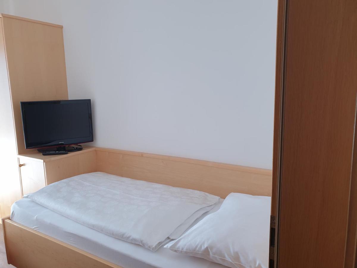 Hotel Garni Herz Тироло Экстерьер фото