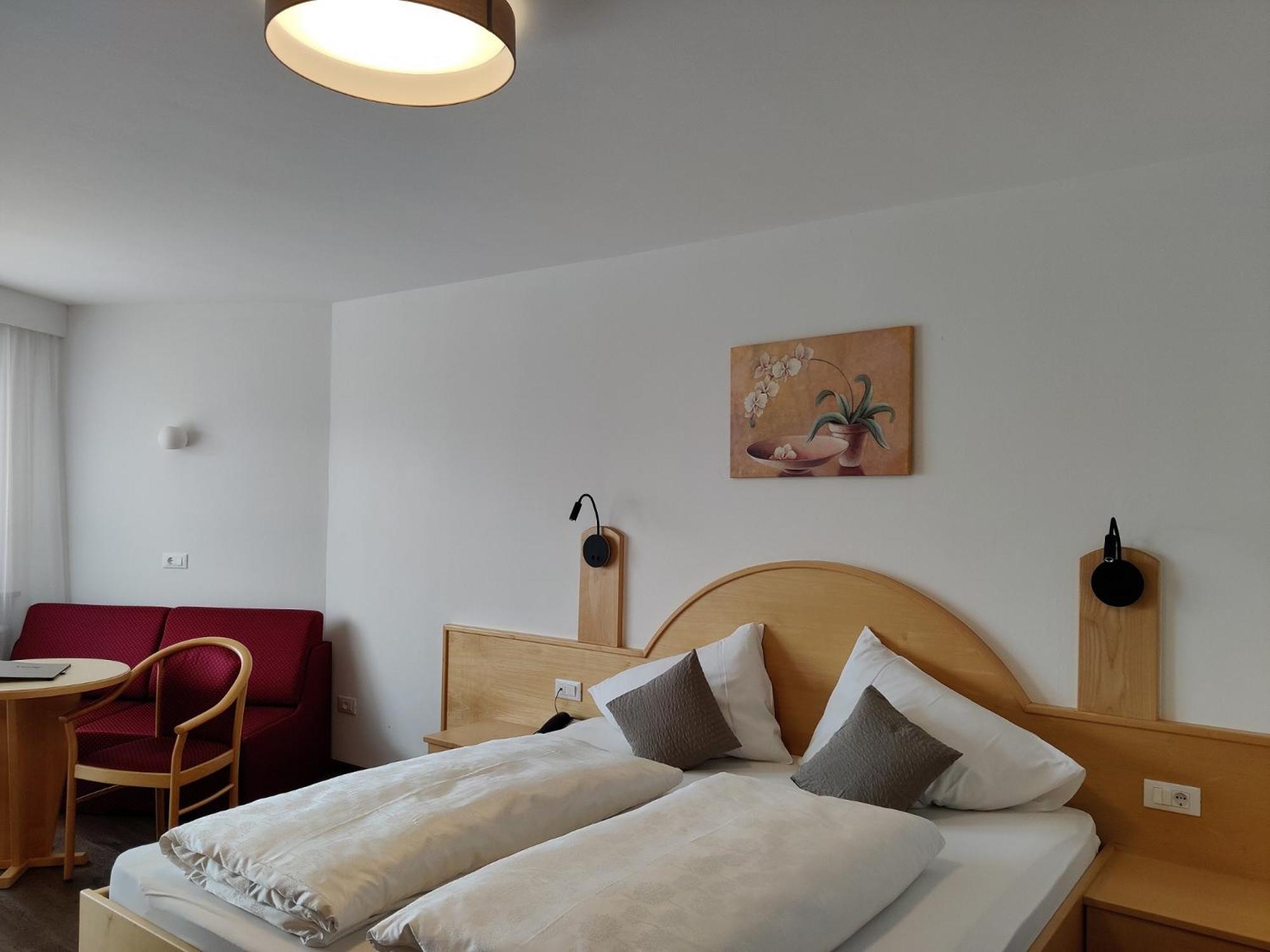 Hotel Garni Herz Тироло Номер фото
